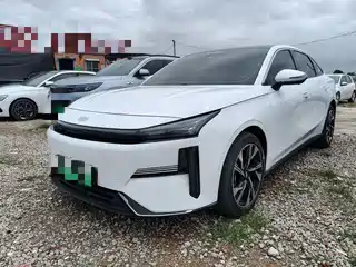 Geely Galaxy L6 2025