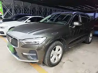 Volvo XC60 2022