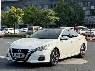 Nissan Teana 2019