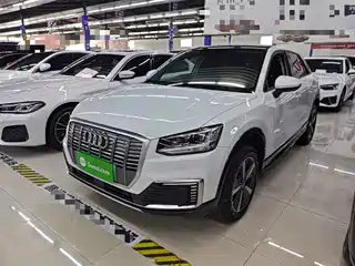 Audi Audi Q2L e-tron 2019