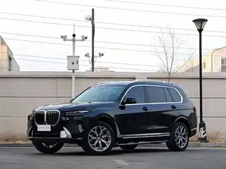 BMW BMW X7 2022