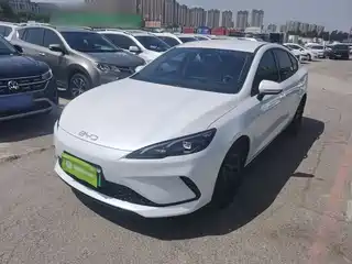 BYD Hai Bao 05 DM-i 2025