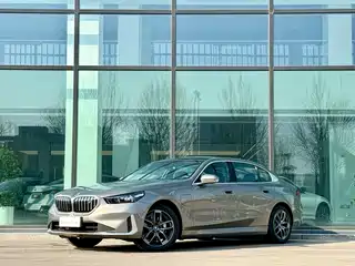 BMW BMW i5 2024