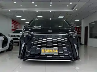Lexus LM 2023