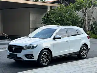 Borgward BX7 2016