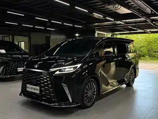 Lexus Lexus LM 2025