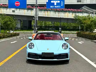 Porsche 911 2023