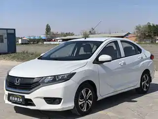 Honda Greiz 2015