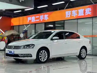Volkswagen Magotan 2013