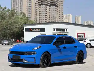 Lynk & Co 03 2022