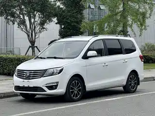 Dongfeng Fengxing S500 2015