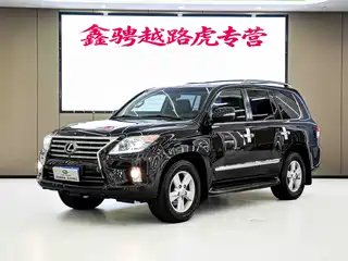 Lexus LX 2012