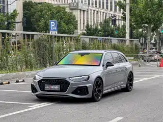 Audi Audi RS 4 2023