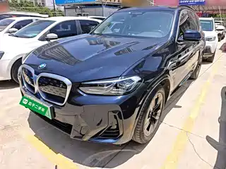 BMW BMW iX3 2024