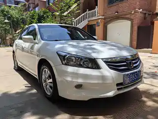 Honda Accord 2011
