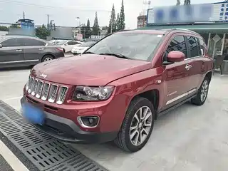 Jeep Compass (Import) 2015