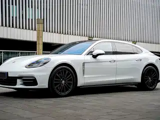 Porsche Panamera 2018