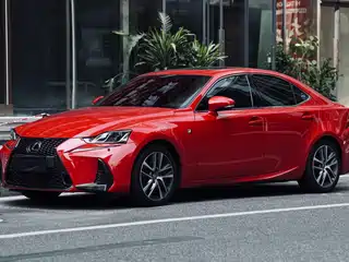 Lexus IS 2017