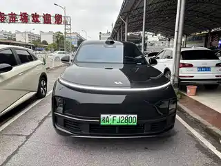 Li Auto L8 2024