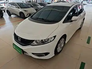 Honda Jade 2016