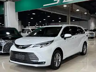 Toyota Sienna 2025