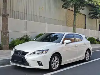 Lexus Lexus CT 2015