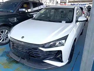 Dongfeng Aeolus Yixuan 2025