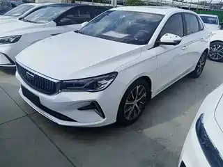 Geely Emgrand 2023