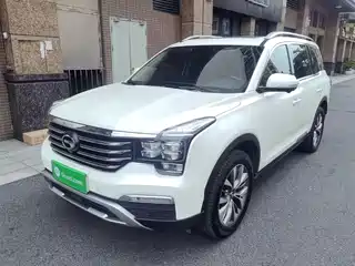 GAC Trumpchi GS8 2016