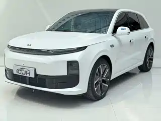 Li Auto L6 2024