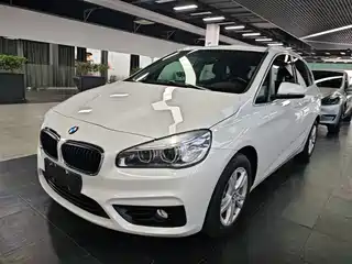 BMW 2 Series Touring 2016