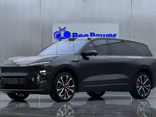 NIO ES8 2024