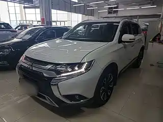 Mitsubishi Outlander 2019