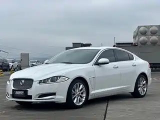 Jaguar XF 2014