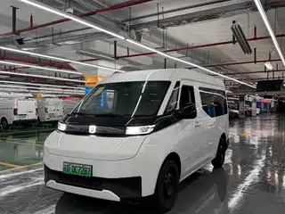 Yuan Cheng Farizon Super VAN 2025