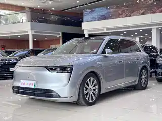 AITO Wenjie M8 2025