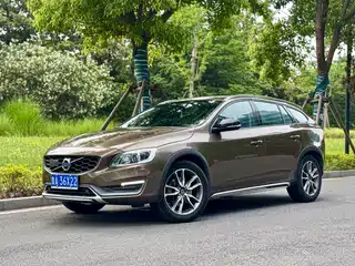 Volvo V60 2016