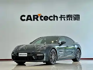 Porsche Panamera 2021