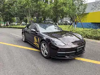 Porsche Panamera 2016