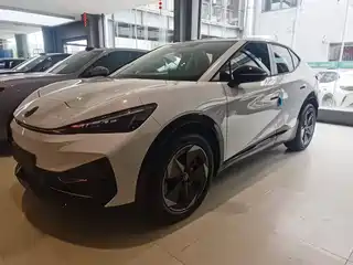 Volkswagen Unique 06 2025