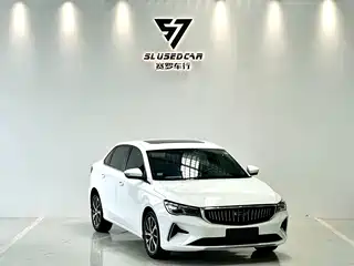 Geely Emgrand 2022