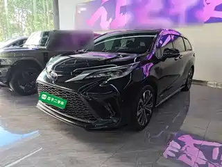 Toyota Granvia 2022