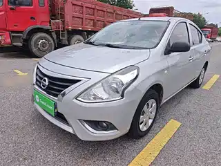 Nissan Sunny 2015