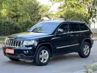 Jeep Grand Cherokee (Import) 2012