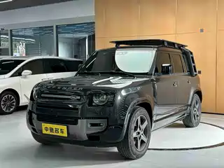 Land Rover Defender 2023