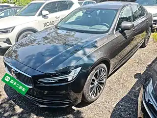 Volvo S90 2024