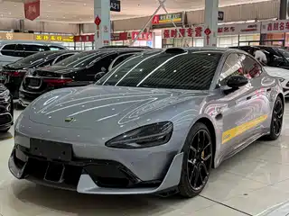 Xiaomi Auto SU7 Ultra 2025