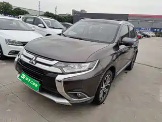 Mitsubishi Outlander 2018