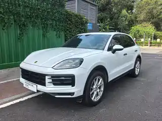 Porsche Cayenne 2024