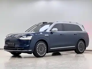 AITO Wenjie M9 2025